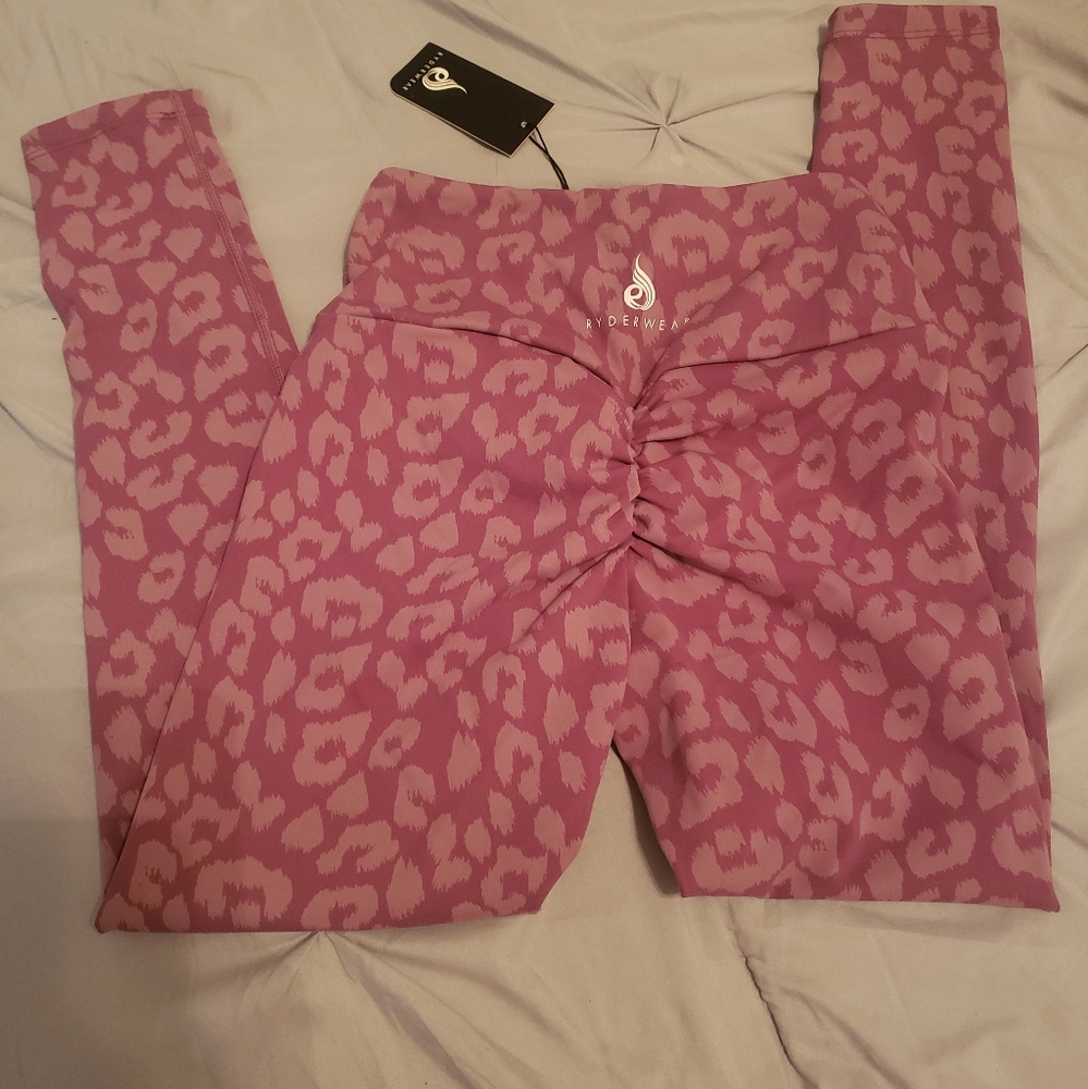 Ryderwear instinct scunch bum leggings